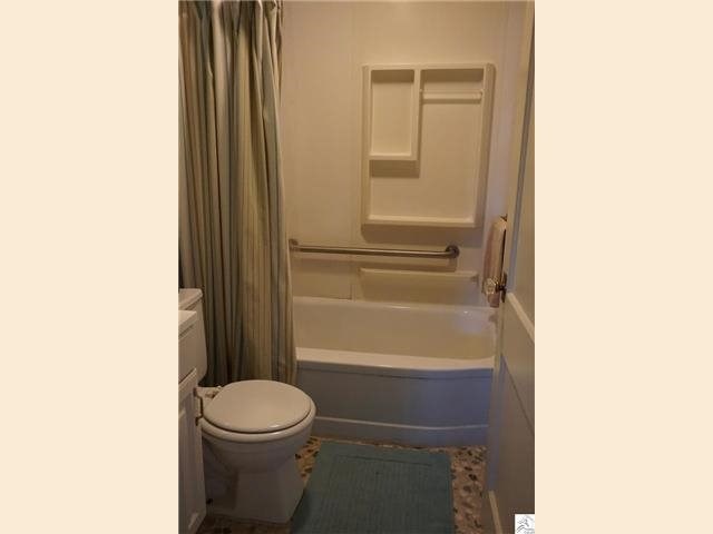 215 7th St, Duluth, MN 55810 photo 10