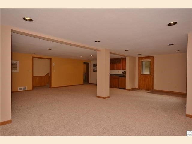 2530 E 7th St, Duluth, MN 55812 photo 11