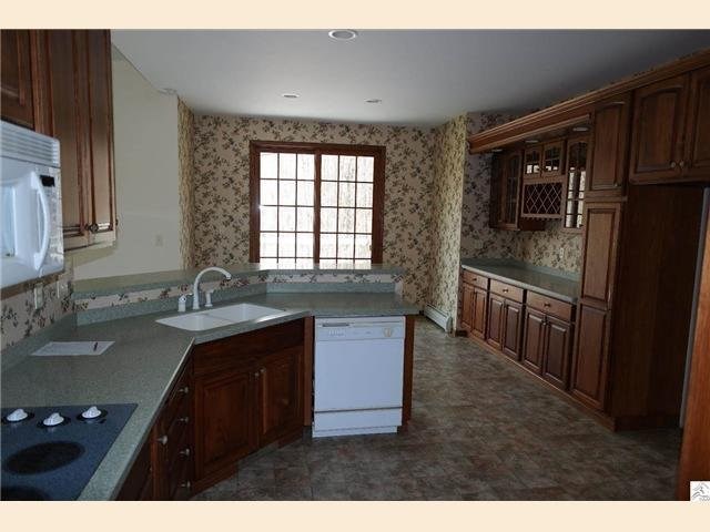 3947 Norton Rd, Duluth, MN 55803 photo 2