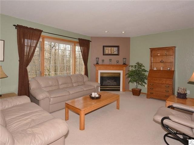 5 Chambersburg Dr, Duluth, MN 55811 photo 2