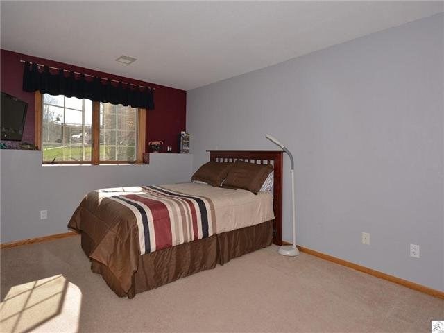 5 Chambersburg Dr, Duluth, MN 55811 photo 11