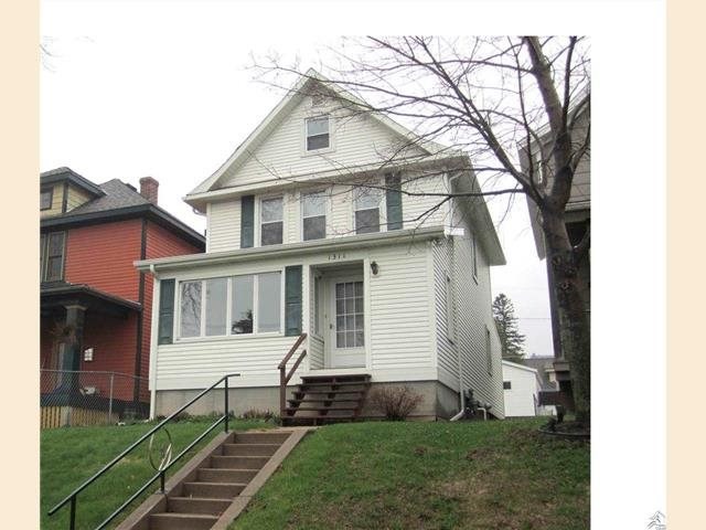 1311 E 8th St, Duluth, MN 55805 photo 1