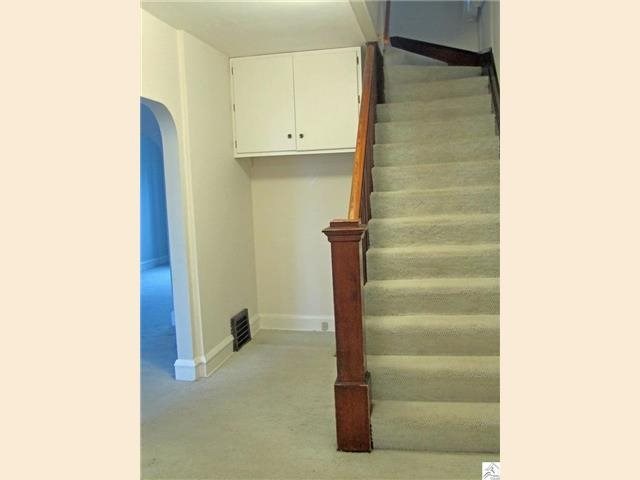 1311 E 8th St, Duluth, MN 55805 photo 4