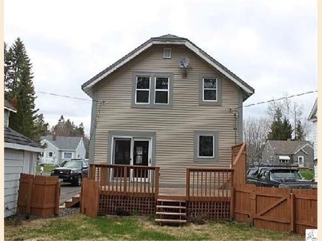 144 W Redwing St, Duluth, MN 55803 photo 2