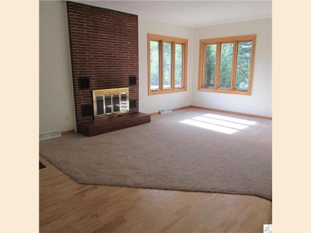 5415 Jean Duluth Rd, Duluth, MN 55804 photo 2