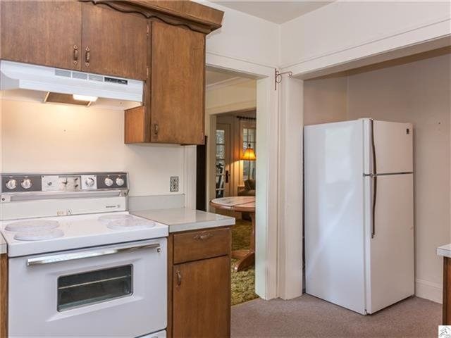 2715 E 2nd St, Duluth, MN 55812 photo 5