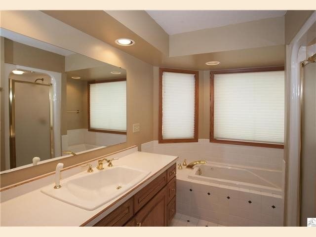 2923 Palisade Dr, Duluth, MN 55811 photo 5