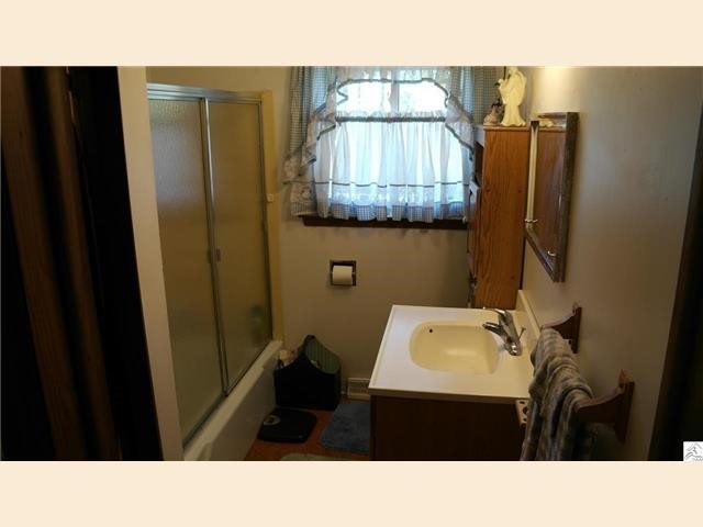 546 W Redwing St, Duluth, MN 55803 photo 7