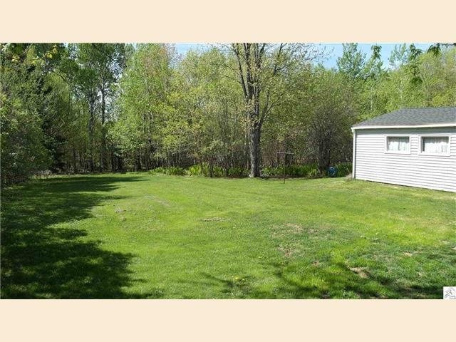 546 W Redwing St, Duluth, MN 55803 photo 2