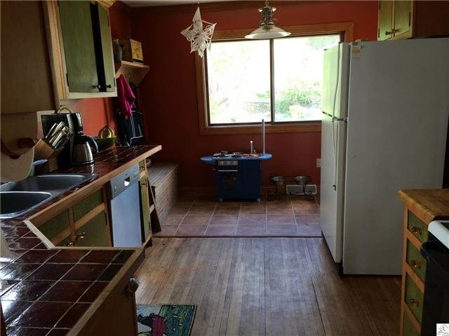4619 Gladstone St, Duluth, MN 55804 photo 3