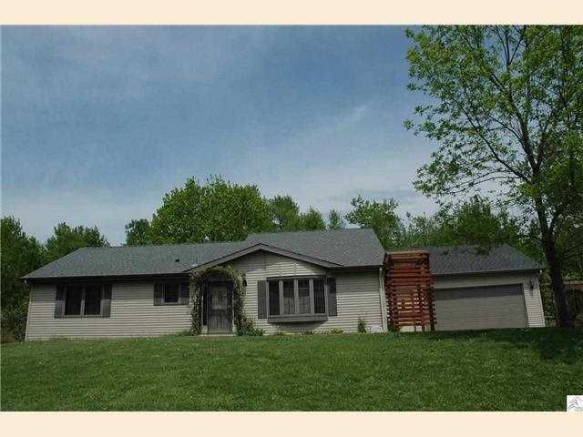 1643 Pine Ave, Duluth, MN 55810 photo 12