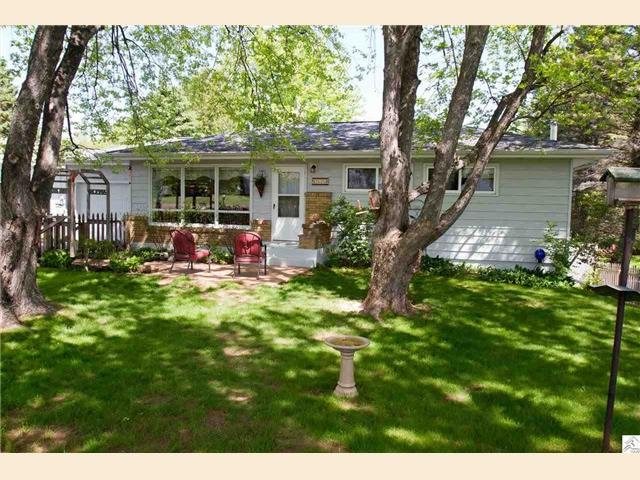 2626 Andrew St, Duluth, MN 55811 photo 1