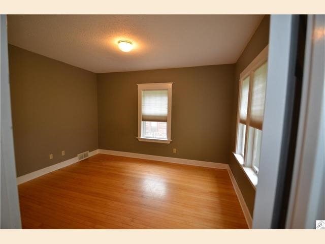 114 E Winona St, Duluth, MN 55803 photo 9