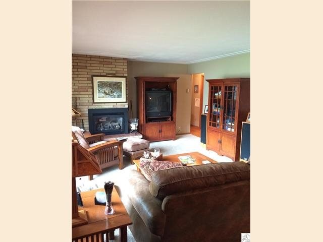 3822 E 4th St, Duluth, MN 55804 photo 2