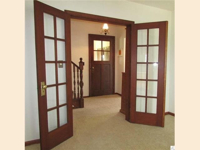 1026 E 10th St, Duluth, MN 55805 photo 4