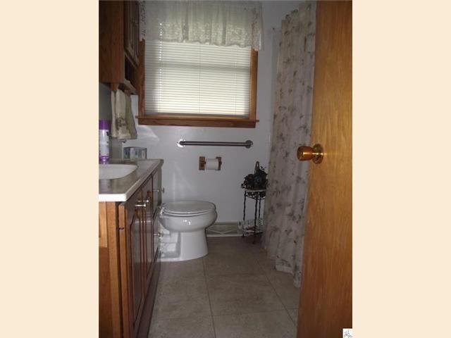 1016 Acacia Ave, Duluth, MN 55810 photo 10