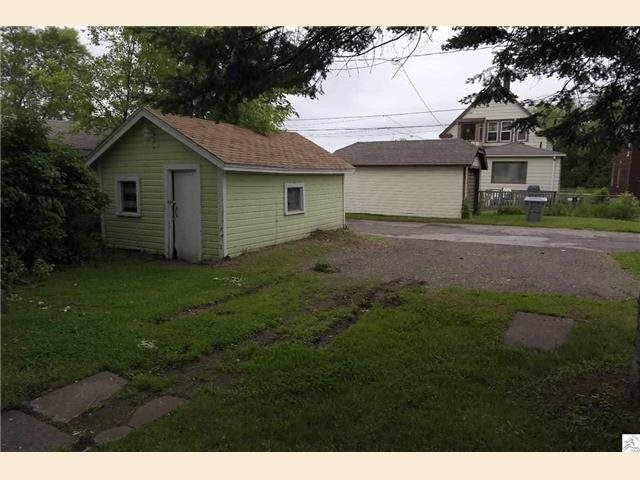 3222 Vernon St, Duluth, MN 55806 photo 2