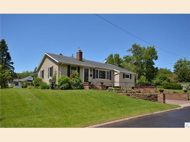 1503 N 45th Ave E, Duluth, MN 55804 photo 1