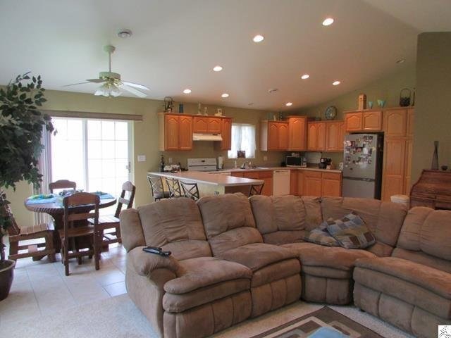 913 6th St, Duluth, MN 55810 photo 7