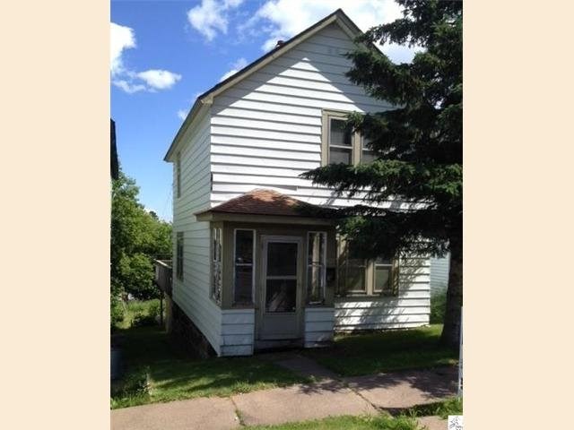 318 E 9th St, Duluth, MN 55805 photo 1