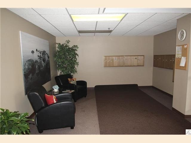 35 2nd St #6, Duluth, MN 55810 photo 8