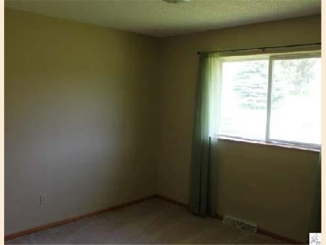 3719 Lakeview Cr, Barnum, MN 55707 photo 5