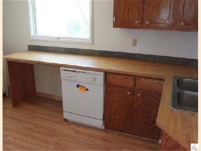 429 E 6th St, Duluth, MN 55805 photo 3