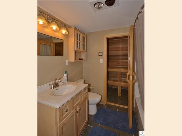 26 E Mankato St, Duluth, MN 55803 photo 10