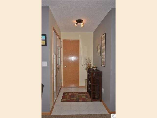 2142 Miller Creek Dr, Duluth, MN 55811 photo 3