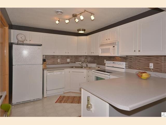 2142 Miller Creek Dr, Duluth, MN 55811 photo 9