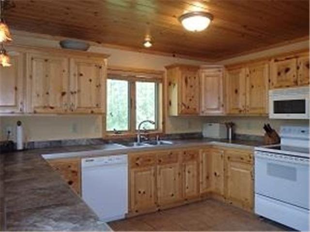 4311 E Kerwin Rd, Superior, WI 54880 photo 5
