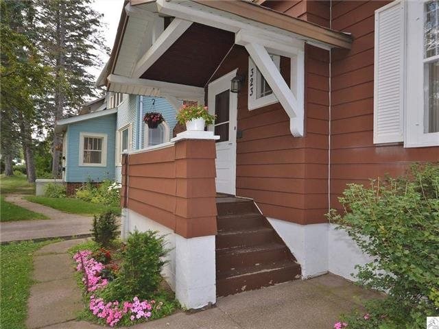 323 W Arrowhead Rd, Duluth, MN 55811 photo 3