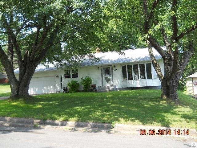 1727 Tyrol St, Duluth, MN 55811 photo 1