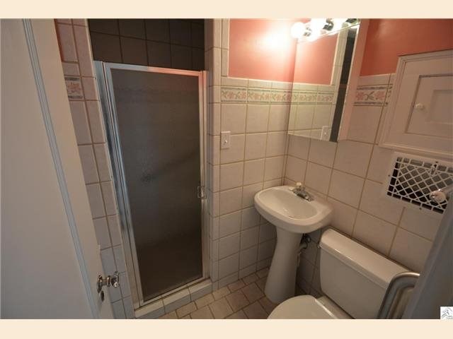 4601 W 5th St, Duluth, MN 55807 photo 4