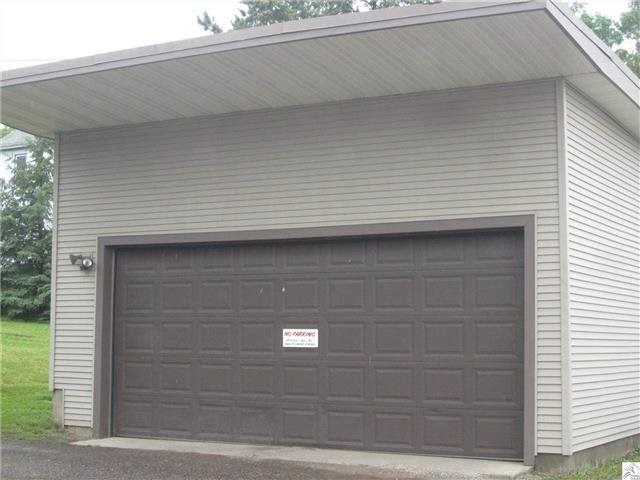 1708 Jefferson St, Duluth, MN 55812 photo 3