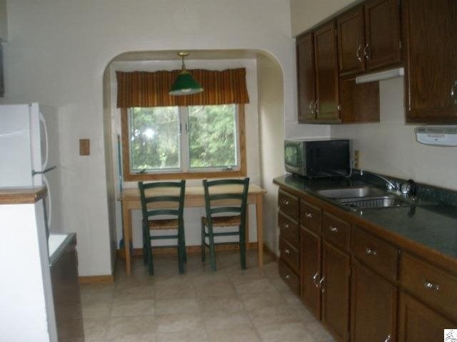 4084 E Calvary Rd, Duluth, MN 55803 photo 2