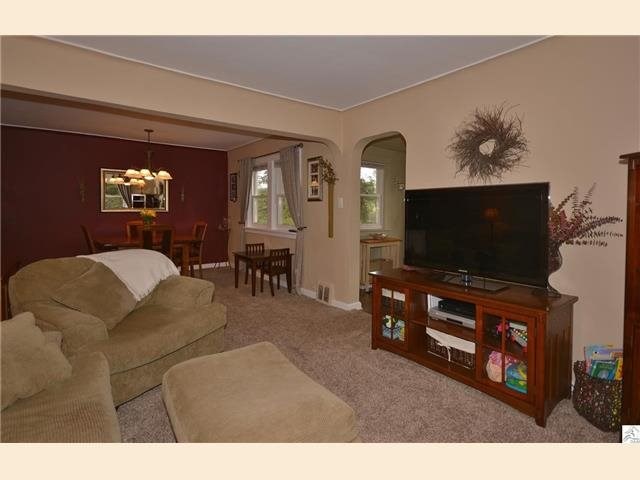 3825 W 7th St, Duluth, MN 55806 photo 3
