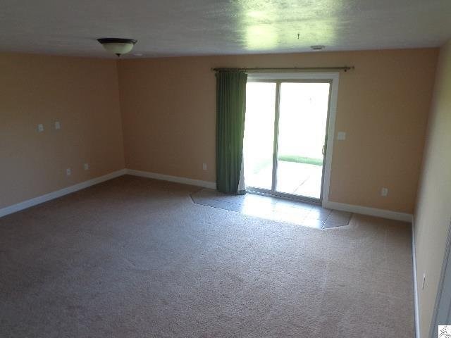 5225 Falcon Dr, Duluth, MN 55811 photo 9