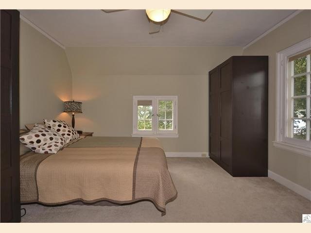 2425 E 3rd St, Duluth, MN 55812 photo 10