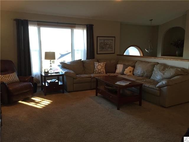 425 Clark Ct, Duluth, MN 55811 photo 4