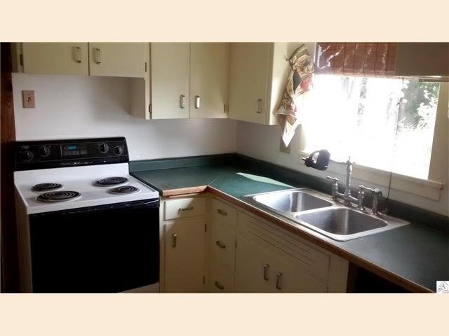 827 E 8th St, Duluth, MN 55805 photo 5