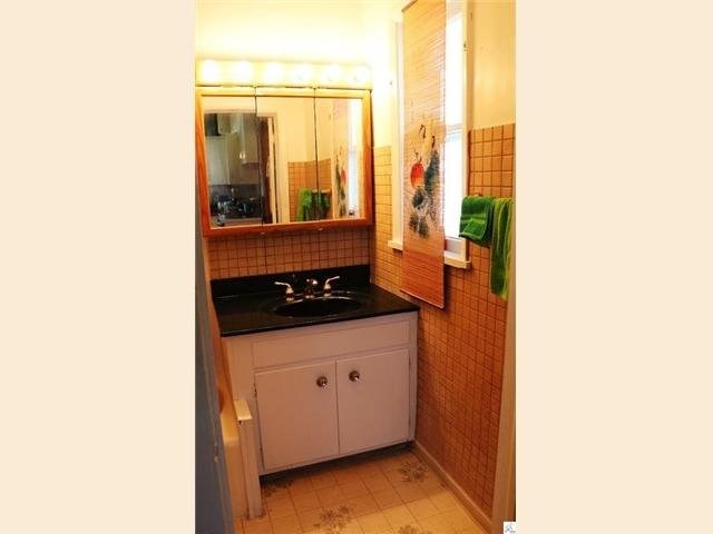 827 E 8th St, Duluth, MN 55805 photo 8