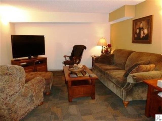 4911 Otsego St, Duluth, MN 55804 photo 6