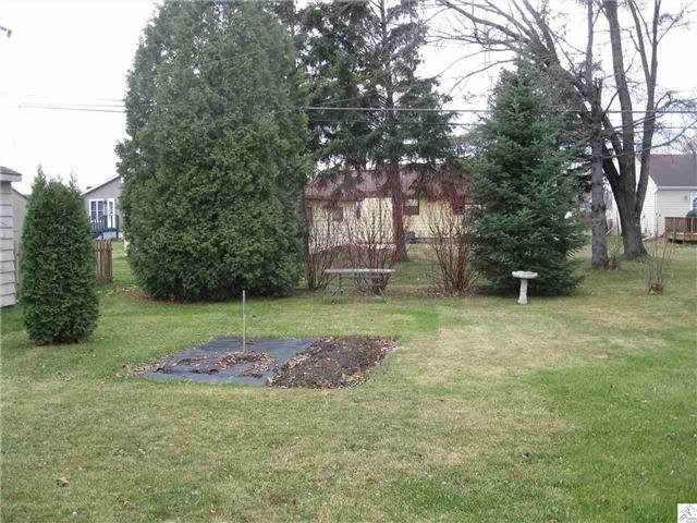 122 E 31st St, Hibbing, MN 55746 photo 4