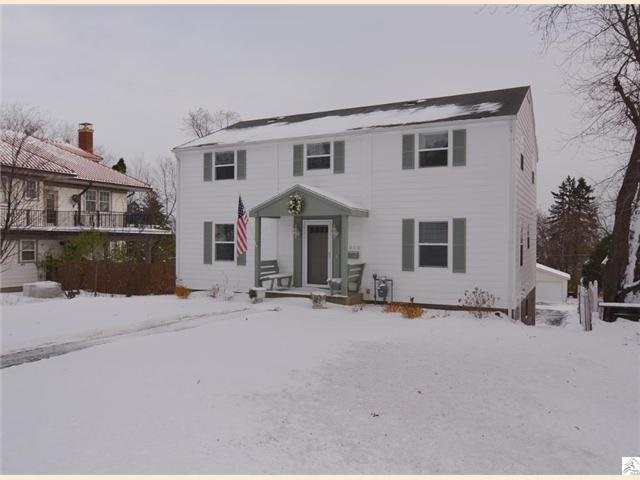 3030 E 2nd St, Duluth, MN 55812 photo 1