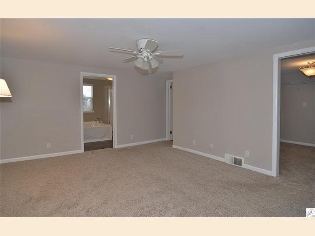 3030 E 2nd St, Duluth, MN 55812 photo 13