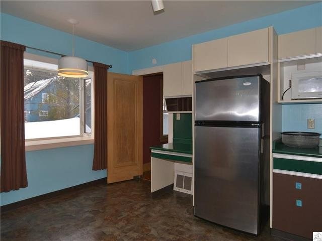 1908 Lawn St, Duluth, MN 55812 photo 6