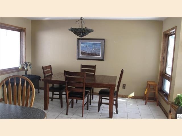 913 E Skyline Pkwy, Duluth, MN 55805 photo 7