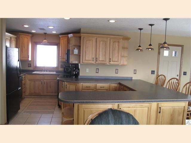 913 E Skyline Pkwy, Duluth, MN 55805 photo 6