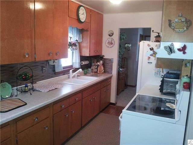 1925 E 31st St, Hibbing, MN 55746 photo 4